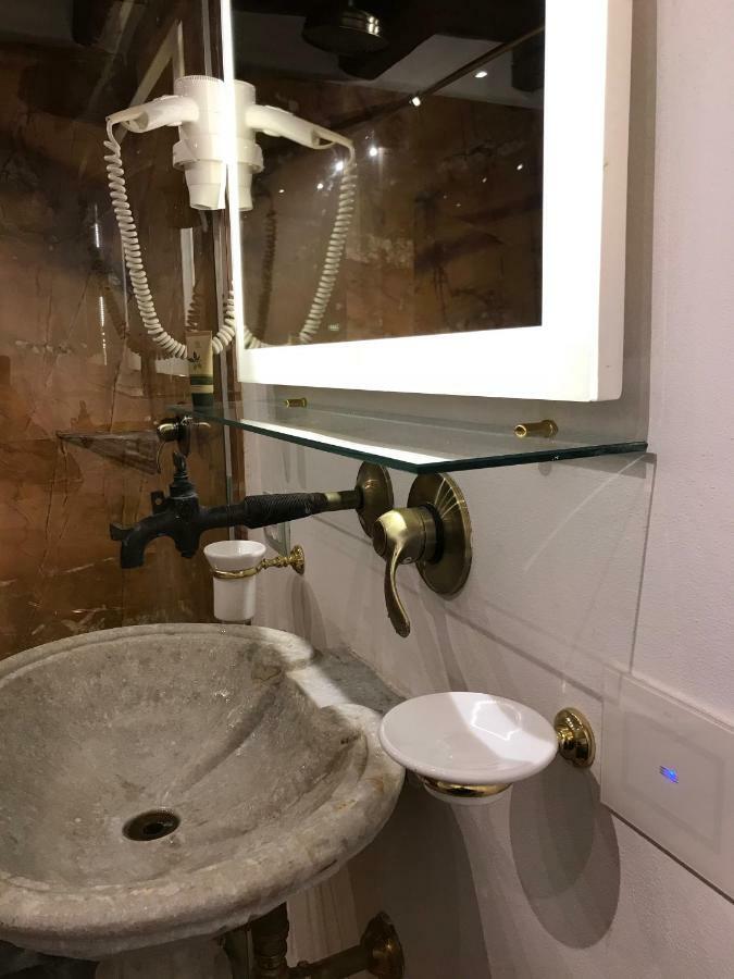 La Casa Dei Marmi Daire Roma Dış mekan fotoğraf